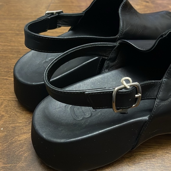 New, 8 by YOOX leather clogs - Picture 5 of 7